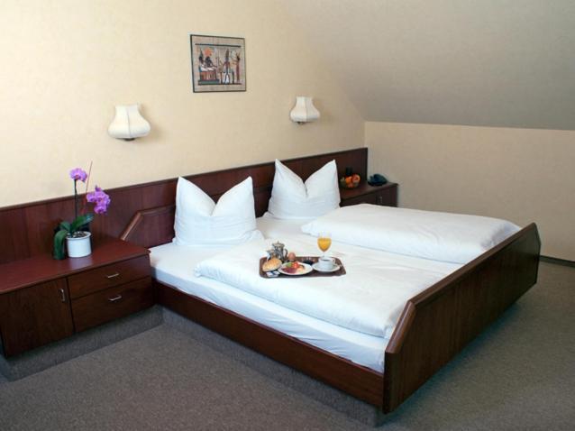 Hotel-Restaurant Lowen Suessen Room photo